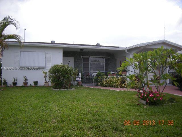 4205 NW 52nd Ave # 1, Lauderdale Lakes FL 33319