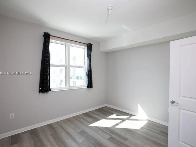 7900 Harbor Island Dr # 1404, North Bay Village FL 33141