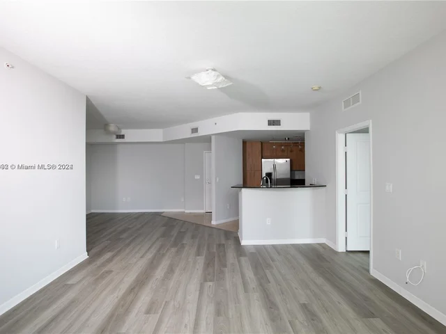 7900 Harbor Island Dr # 1404, North Bay Village FL 33141