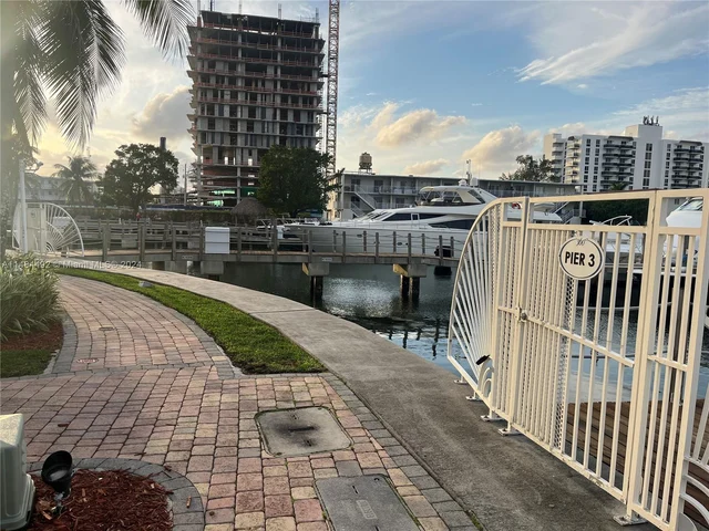 7900 Harbor Island Dr # 1404, North Bay Village FL 33141