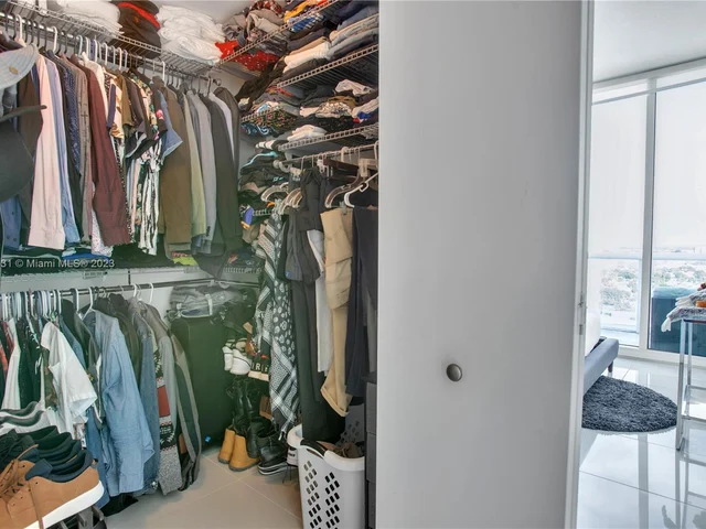 1871 NW S River Dr, Miami FL 33125