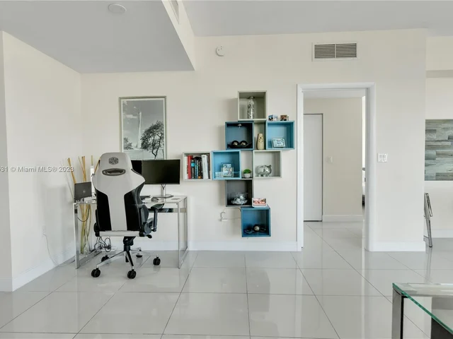 1871 NW S River Dr, Miami FL 33125