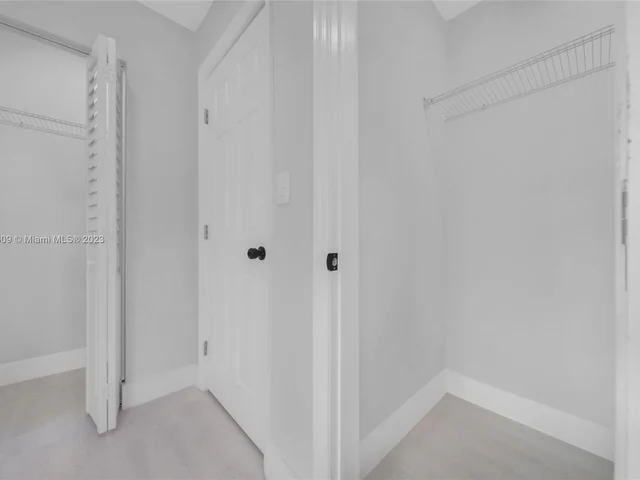 3958 NW 19th Ave, Oakland Park FL 33309