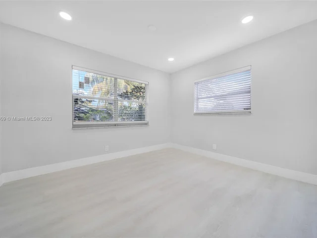 3958 NW 19th Ave, Oakland Park FL 33309