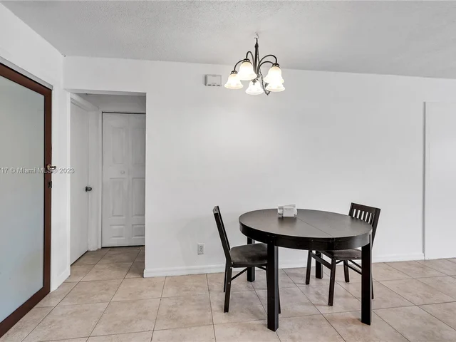 2175 NE 56th St # 107, Fort Lauderdale FL 33308