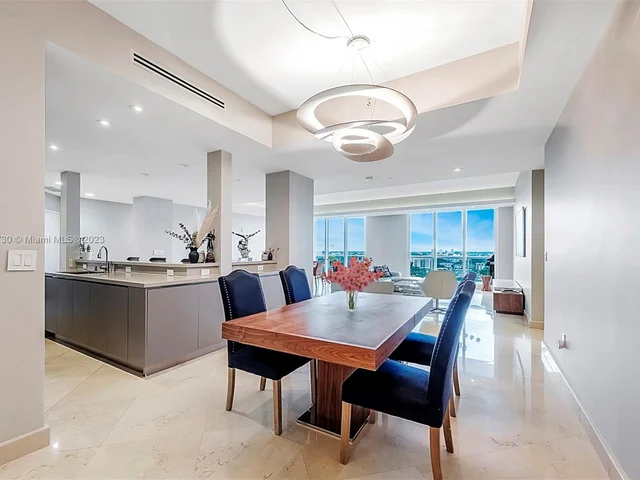 9559 Collins Ave, Surfside FL 33154