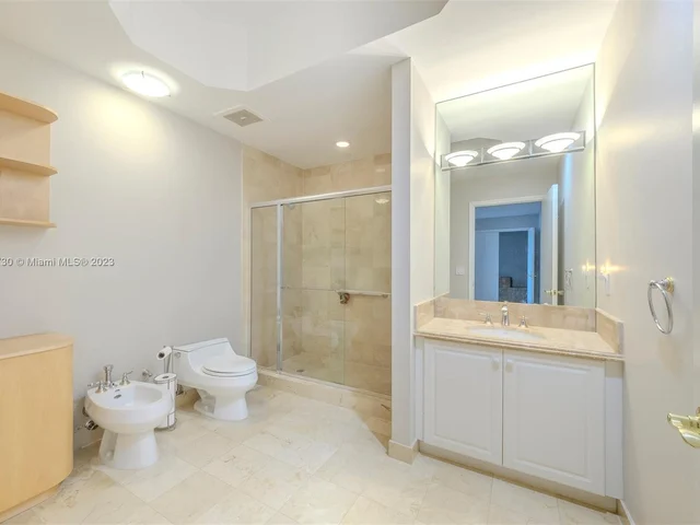 9559 Collins Ave, Surfside FL 33154