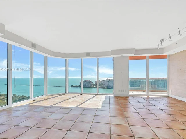 300 S Pointe Dr # 2001, Miami Beach FL 33139