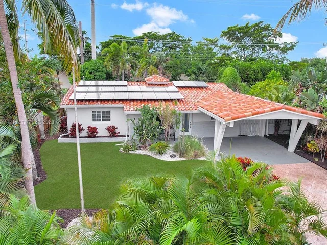 4411 NE 13th Ave, Oakland Park FL 33334