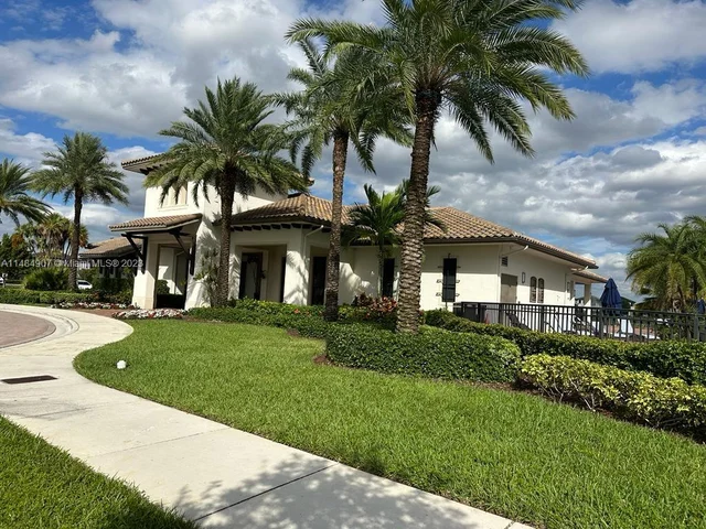 3420 W 92nd Pl, Hialeah FL 33018