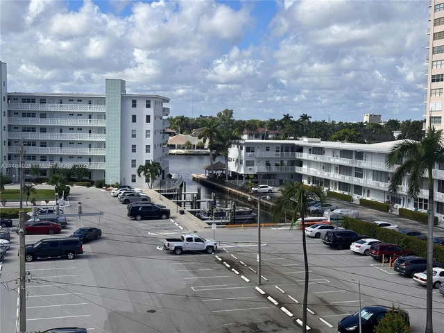 3181 S Ocean Dr # 501, Hallandale Beach FL 33009