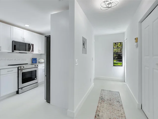 9264 Vista Del Lago, Boca Raton FL 33428