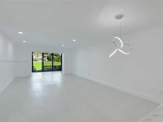 9264 Vista Del Lago, Boca Raton FL 33428