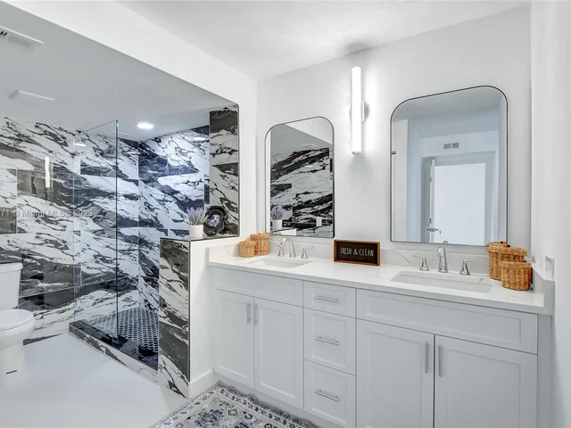 9264 Vista Del Lago, Boca Raton FL 33428