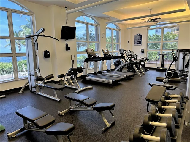 2080 S Ocean Dr # 5, Hallandale Beach FL 33009