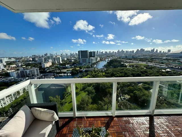 1861 NW S River Dr # 2507, Miami FL 33125