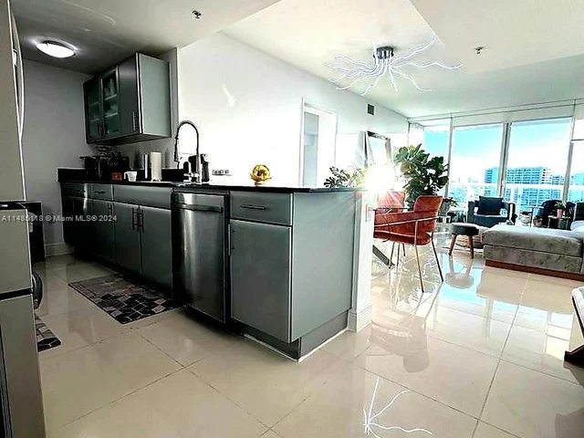 1861 NW S River Dr # 2507, Miami FL 33125