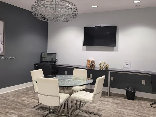 1861 NW S River Dr # 2507, Miami FL 33125