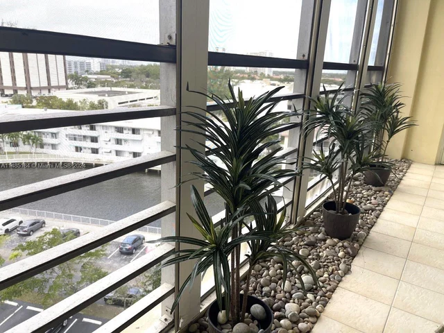 100 Golden Isles Dr # 909, Hallandale Beach FL 33009