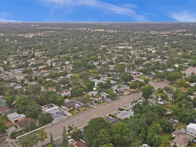 40 NW 125th St, North Miami FL 33168