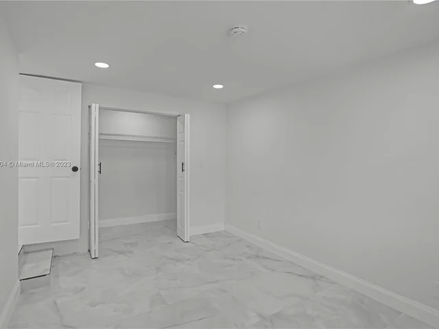 40 NW 125th St, North Miami FL 33168