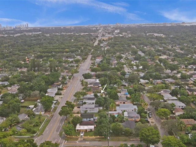 40 NW 125th St, North Miami FL 33168