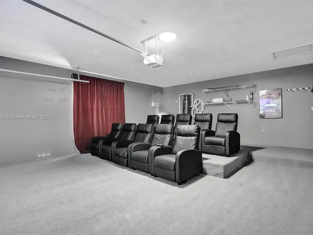 4020 NW 101st Dr, Coral Springs FL 33065