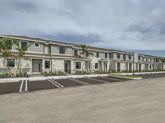 430 NE 12 Street, Florida City FL 33034