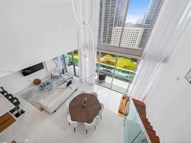 200 Biscayne Boulevard Way # 1406, Miami FL 33131