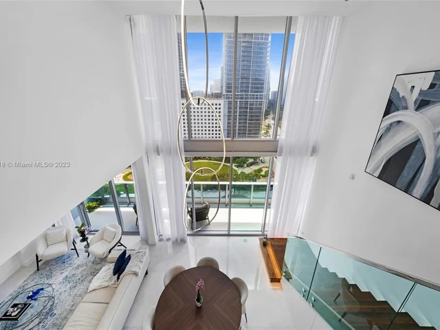 200 Biscayne Boulevard Way # 1406, Miami FL 33131