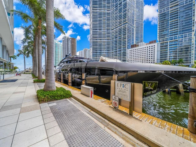 200 Biscayne Boulevard Way # 1406, Miami FL 33131