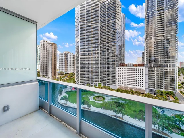 200 Biscayne Boulevard Way # 1406, Miami FL 33131