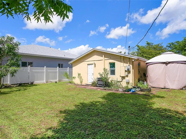 2898 NW 6th Ct # 0, Fort Lauderdale FL 33311