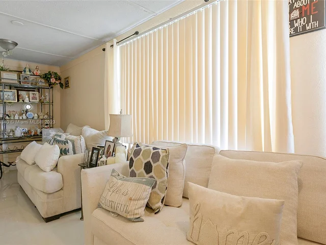 2898 NW 6th Ct # 0, Fort Lauderdale FL 33311