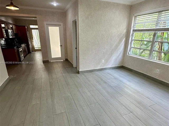 934 16th St # 5, Miami Beach FL 33139