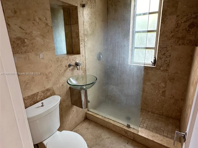 934 16th St # 5, Miami Beach FL 33139