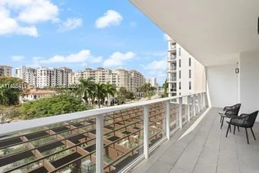 200 SE Mizner Blvd # 406, Boca Raton FL 33432