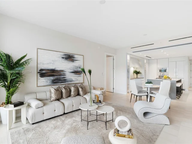 200 SE Mizner Blvd # 406, Boca Raton FL 33432