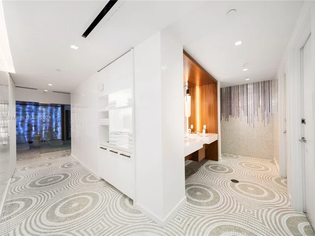 200 SE Mizner Blvd # 406, Boca Raton FL 33432