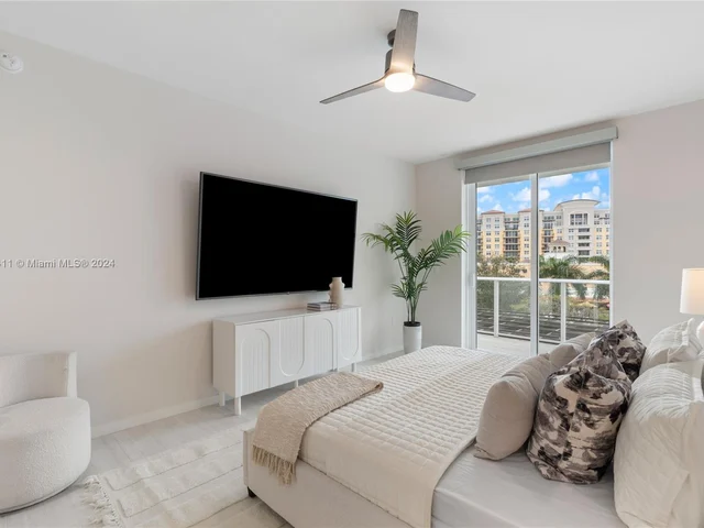 200 SE Mizner Blvd # 406, Boca Raton FL 33432