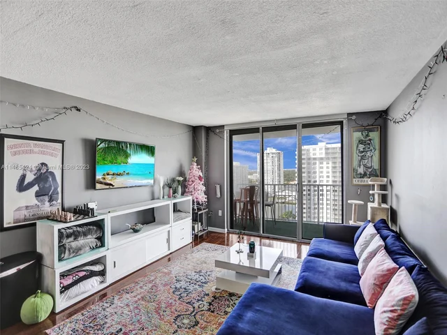 2851 NE 183rd St # 1814E, Aventura FL 33160