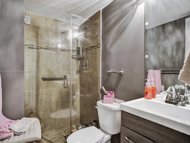 2851 NE 183rd St # 1814E, Aventura FL 33160