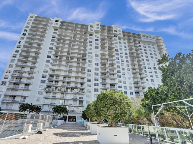 2851 NE 183rd St # 1814E, Aventura FL 33160