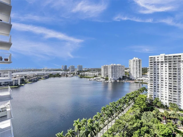 2851 NE 183rd St # 1814E, Aventura FL 33160