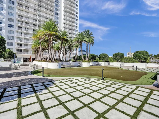 2851 NE 183rd St # 1814E, Aventura FL 33160