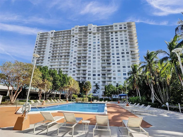 2851 NE 183rd St # 1814E, Aventura FL 33160