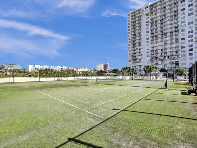 2851 NE 183rd St # 1814E, Aventura FL 33160