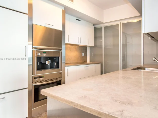 450 Alton Rd # 2903, Miami Beach FL 33139