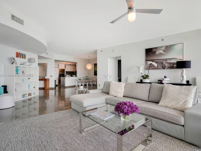 450 Alton Rd # 2903, Miami Beach FL 33139