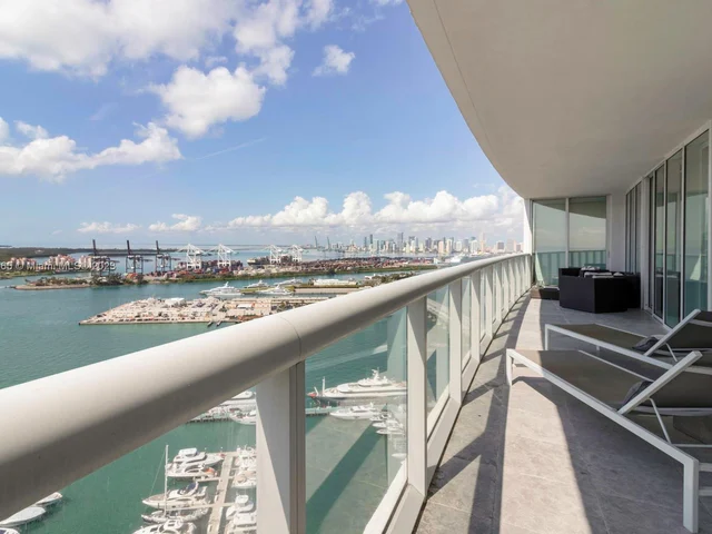 450 Alton Rd # 2903, Miami Beach FL 33139